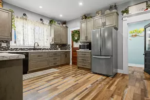 319 W Moulton St, Pontiac, IL 61764 - Photo 9