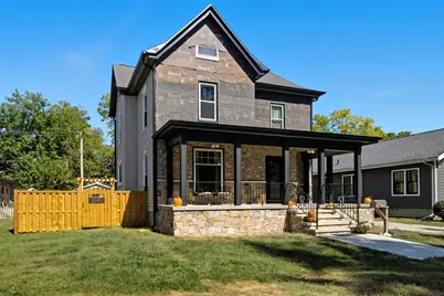 319 W Moulton Street, Pontiac, IL 61764 - Photo 3