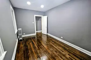 6545 N Francisco Ave, Chicago, IL 60645 - Photo 7