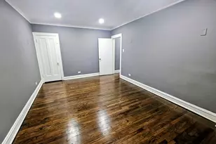 6545 N Francisco Ave, Chicago, IL 60645 - Photo 9