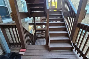 6545 N Francisco Ave, Chicago, IL 60645 - Photo 11