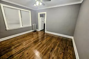 6545 N Francisco Ave, Chicago, IL 60645 - Photo 3