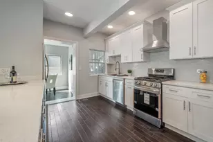 617 S Lombard Ave, Oak Park, IL 60302 - Photo 3