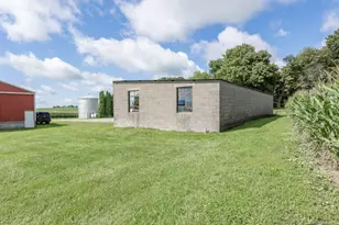 2548 Shabbona Grove Rd, Shabbona, IL 60550 - Photo 35