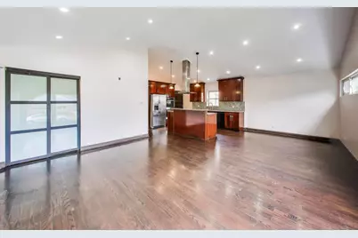 6544 N Albany Avenue, Chicago, IL 60645 - Photo 3