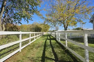 28166 W Wilmot Rd, Antioch, IL 60002 - Photo 35