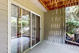 542 Silver Aspen Cir, Crystal Lake, IL 60014 - Photo 21