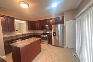 1850 Candlelight Cir, Montgomery, IL 60538 - Photo 9