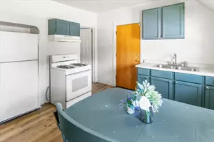 257 W 109th Pl, Chicago, IL 60628 - Photo 9