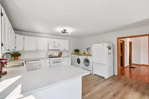 2855 Glenwood Lansing Rd, Lynwood, IL 60411 - Photo 7