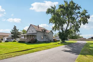 2855 Glenwood Lansing Rd, Lynwood, IL 60411 - Photo 1