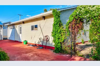 303 N Walnut Street, Wenona, IL 61377 - Photo 13