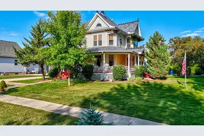 303 N Walnut Street, Wenona, IL 61377 - Photo 1