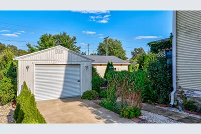 303 N Walnut Street, Wenona, IL 61377 - Photo 5