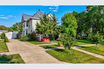 303 N Walnut Street, Wenona, IL 61377 - Photo 3