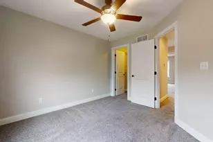 1318 Myrtle Beach Ave, Champaign, IL 61822 - Photo 21