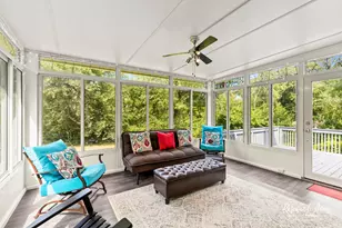 23 Birchwood Ln, Saint Anne, IL 60964 - Photo 5