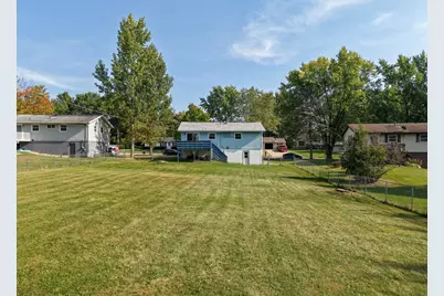 2124 Middlebury Road, Freeport, IL 61032 - Photo 23