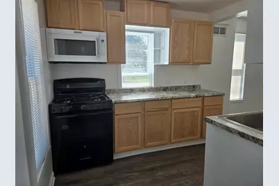 277 Gifford Place, Elgin, IL 60120 - Photo 3