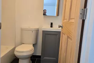 277 Gifford Pl, Elgin, IL 60120 - Photo 11