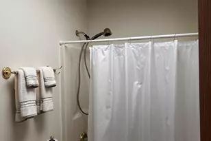 18623 Augusta Ln, Hazel Crest, IL 60429 - Photo 15