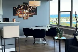 3900 N Lake Shore Dr, Chicago, IL 60613 - Photo 3