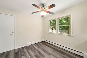 5400 W Dakin St, Chicago, IL 60641 - Photo 9