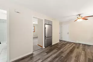 5400 W Dakin St, Chicago, IL 60641 - Photo 7