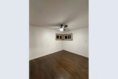 8927 Belleforte Avenue, Morton Grove, IL 60053 - Photo 15