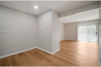 3856 S Parkway Drive #2A, Northbrook, IL 60062 - Photo 9