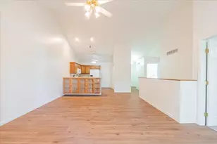 107 N Blair Dr, Normal, IL 61761 - Photo 13