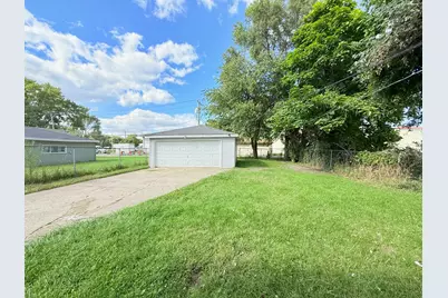 826 Williams Street, Calumet City, IL 60409 - Photo 11