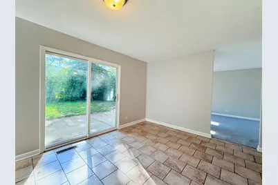 2711 Larkspur Lane, Hazel Crest, IL 60429 - Photo 9