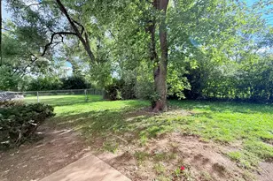 2711 Larkspur Ln, Hazel Crest, IL 60429 - Photo 11