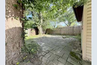 1122 W Iowa Street, Glenwood, IL 60425 - Photo 23