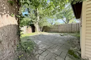 1122 W Iowa St, Glenwood, IL 60425 - Photo 23