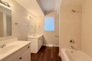 1122 W Iowa St, Glenwood, IL 60425 - Photo 9