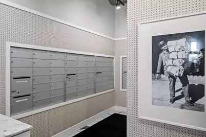 360 W Illinois Street #614, Chicago, IL 60654 - Photo 15