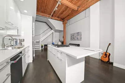 360 W Illinois Street #614, Chicago, IL 60654 - Photo 11