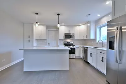 8218 Linder Avenue, Burbank, IL 60459 - Photo 9