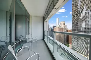 340 E Randolph St, Chicago, IL 60601 - Photo 17