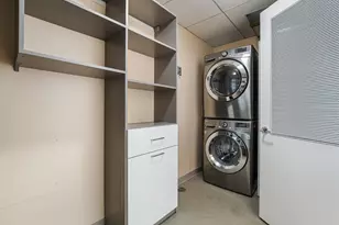 340 E Randolph St, Chicago, IL 60601 - Photo 13