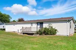 219 Meadowlark Ln, Sandwich, IL 60548 - Photo 19