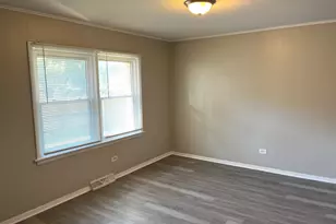 17120 University Ave, South Holland, IL 60473 - Photo 9