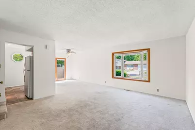 2306 Winchester Drive, Champaign, IL 61821 - Photo 5