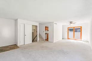 2306 Winchester Dr, Champaign, IL 61821 - Photo 7