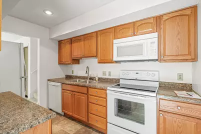 2306 Winchester Drive, Champaign, IL 61821 - Photo 11