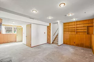 2306 Winchester Dr, Champaign, IL 61821 - Photo 21