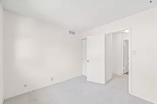 2306 Winchester Dr, Champaign, IL 61821 - Photo 19