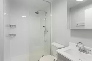 6134 N Kenmore Ave, Chicago, IL 60660 - Photo 11